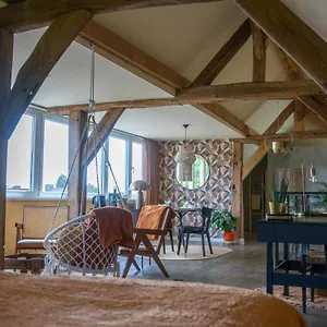 https://t-brommels-hofke.valkenburgaandegeul-hotels.com